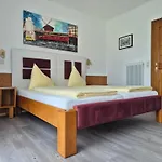 Garni Hutter Hotel Unterburg am Klopeiner See