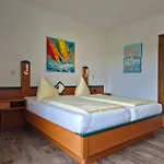 Garni Hutter 3*