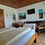 Garni Hutter Hotel Unterburg am Klopeiner See