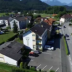 Hotel Garni Hutter 3*