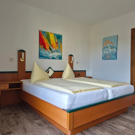 Garni Hutter 3*