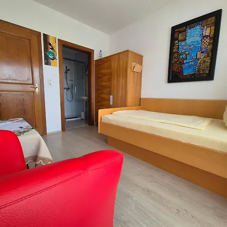 Garni Hutter Hotell 3*