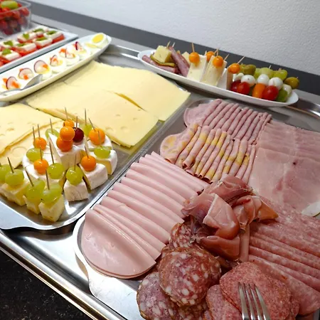 Garni Hutter Hotel 3*