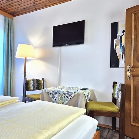 Garni Hutter 3*